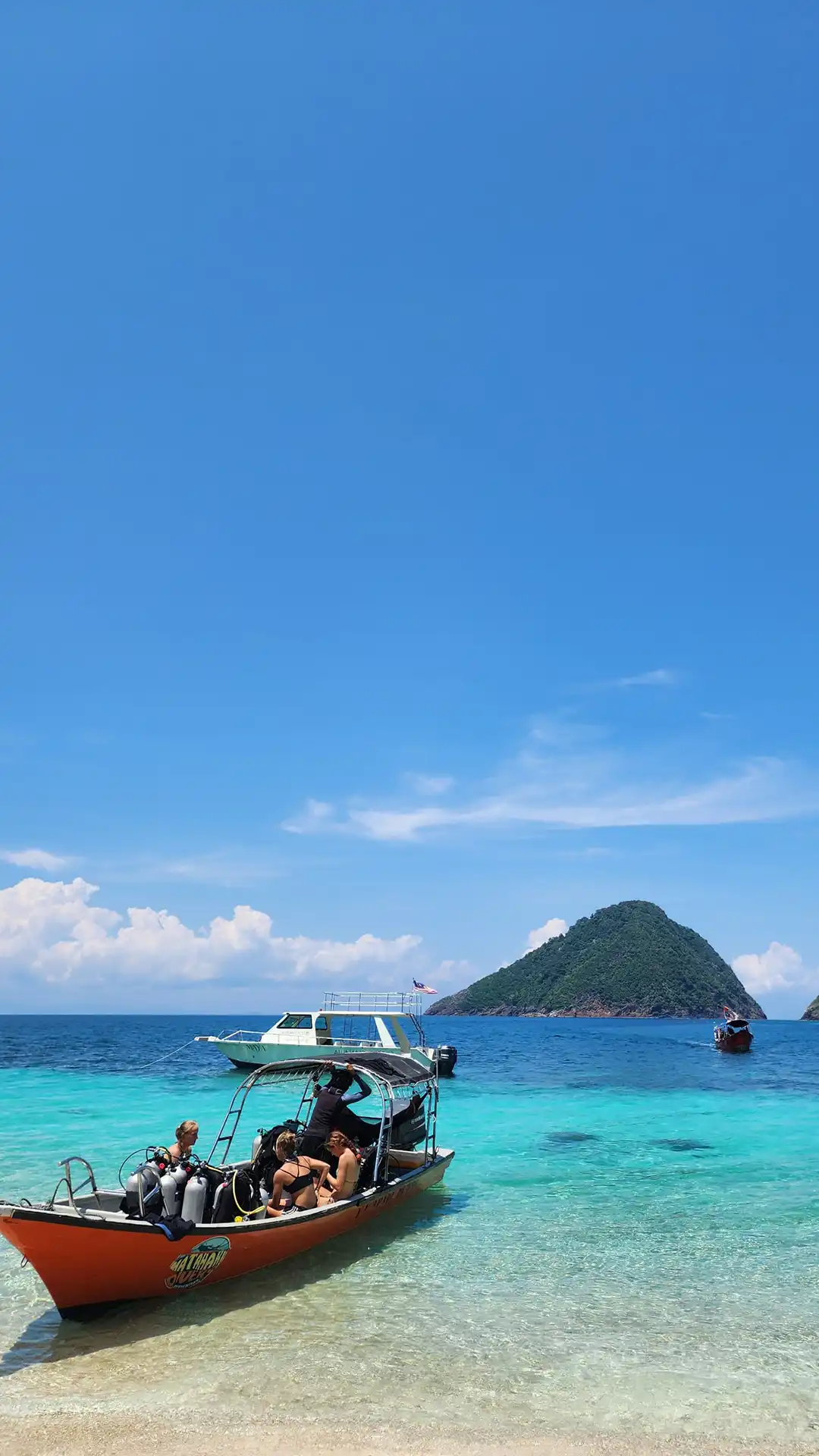 An image of Matahari Divers team in Perhentian Island